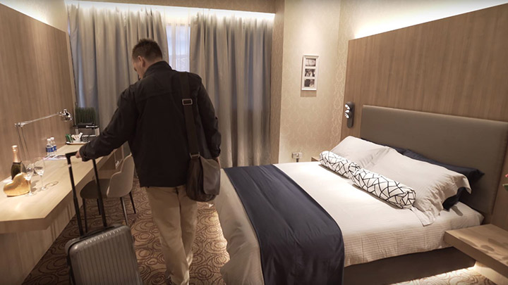 RoomFlex szállodai helyiségvezérlő rendszer a vendégek számára a Philips Lightingtól