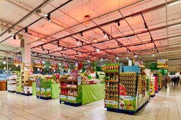 Az Interact Retail témáinak kezelése